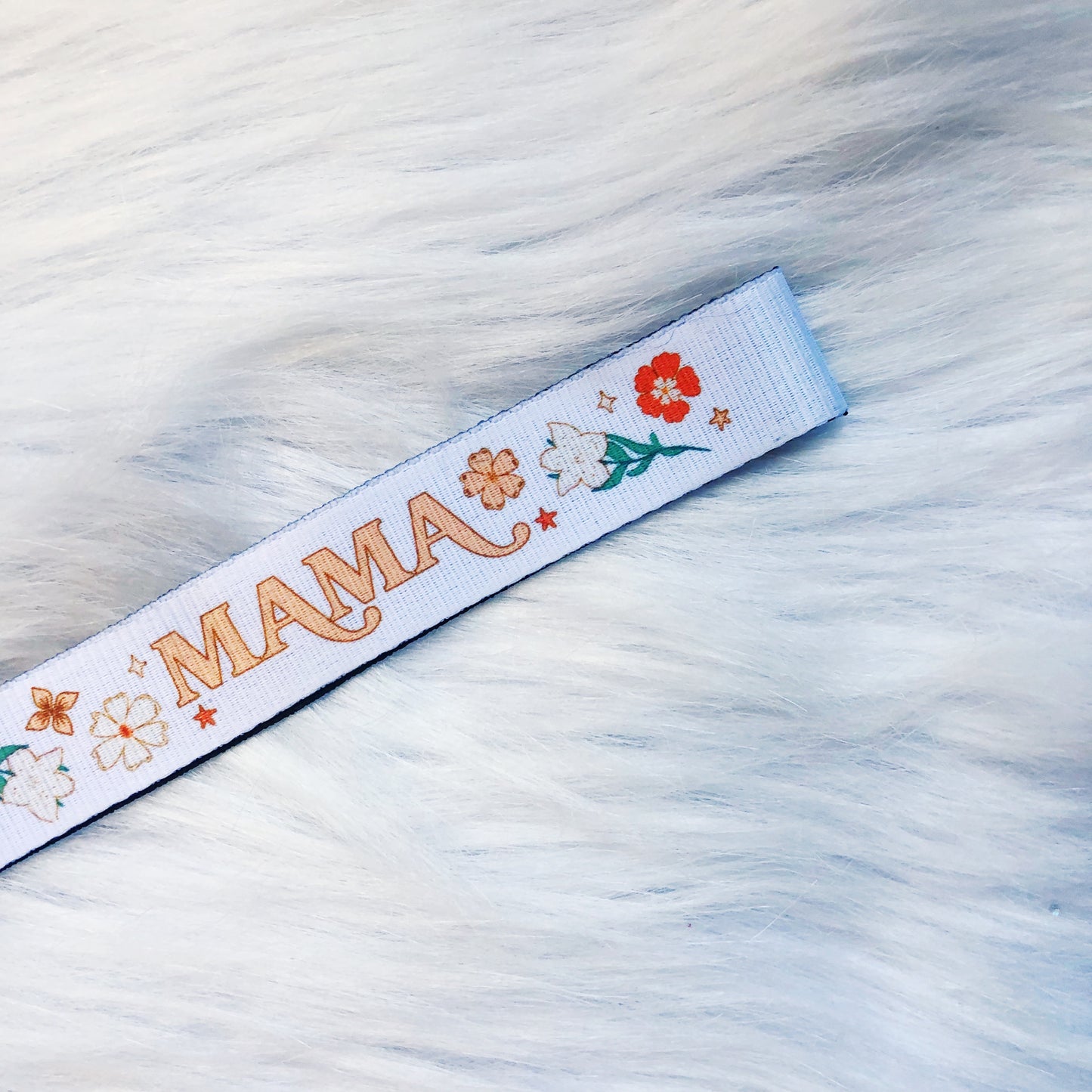 Mama Lanyard